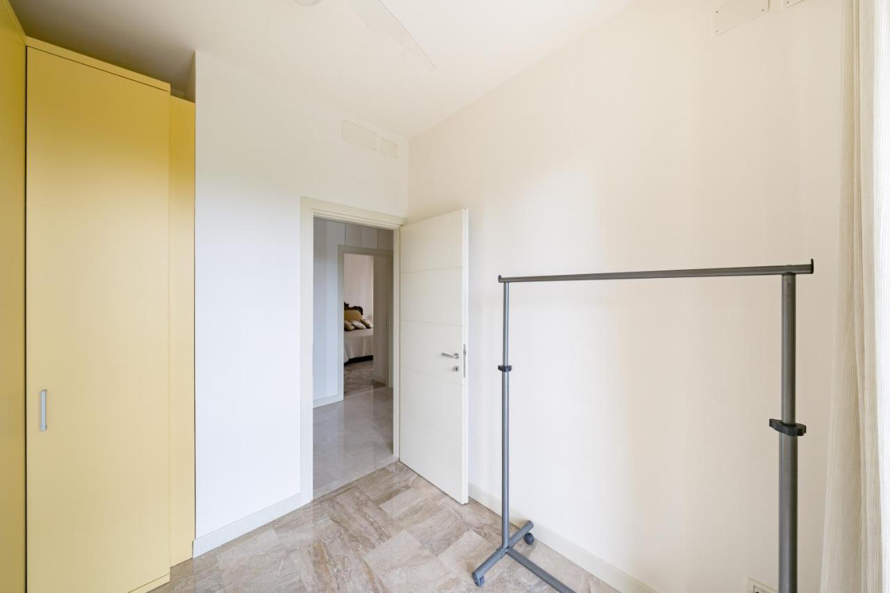 Ferienwohnung Residenza Al Vittoriale - By Host4U Gardone Riviera Exterior foto
