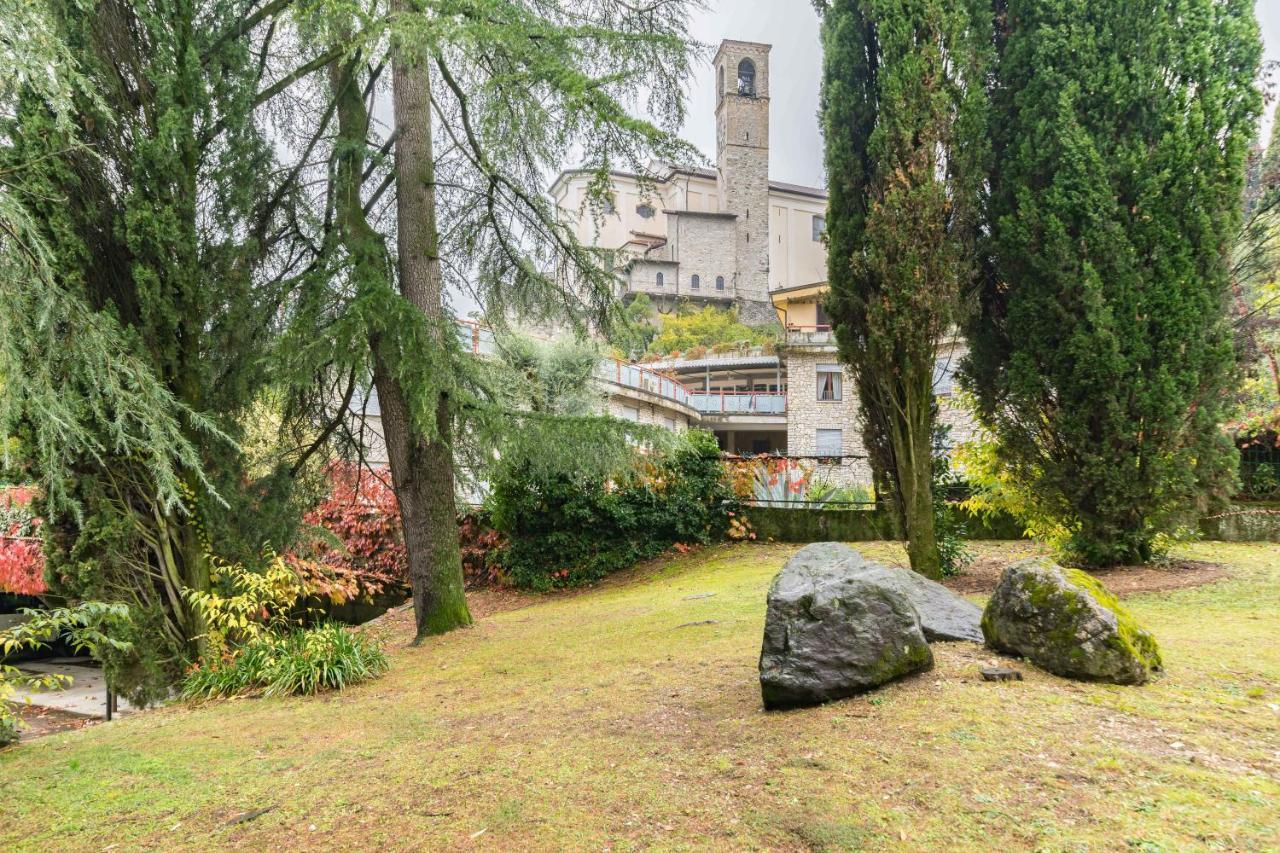 Ferienwohnung Residenza Al Vittoriale - By Host4U Gardone Riviera Exterior foto